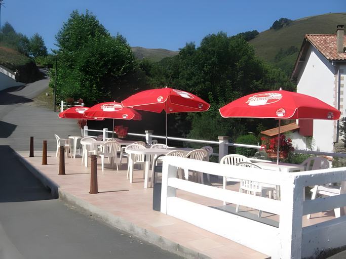 Others 5, Logis Hotel Andreinia & Cabane, Pyrénées-Atlantiques