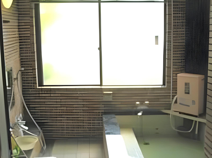 Bathroom 4, Mizuhokan, Ise