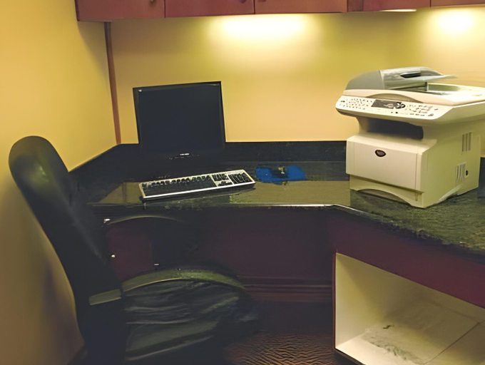 Others 5, Hampton Inn & Suites Elk City, Beckham