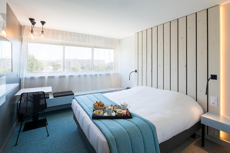 Bedroom 3, Operalia Hotel les Pins, Hérault
