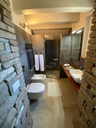 Others 4, Borgo Stanzano, Modena