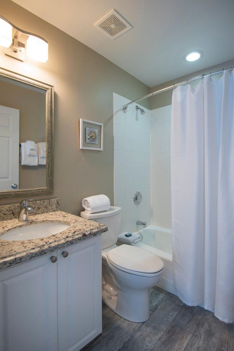 Bathroom 4, Hawks Cay Resort Duck Key, Monroe