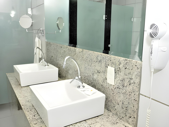 Bathroom 5, Vitoria Palace Hotel, Mossoró