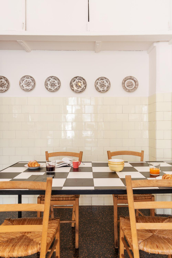 Food & Drinks, Decana Flexyrent Apartment, Genova