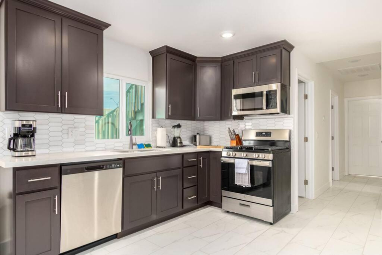 Others 5, Your Downtown Home With California King Bed Unit A, Maricopa