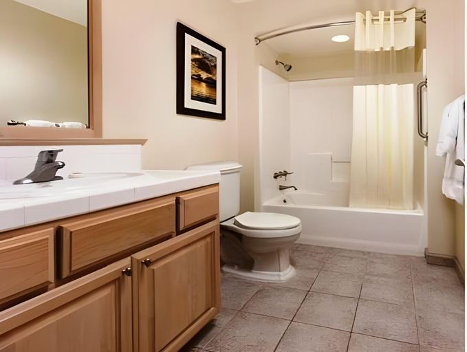 Bathroom 4, WorldMark Arrow Point, Kootenai