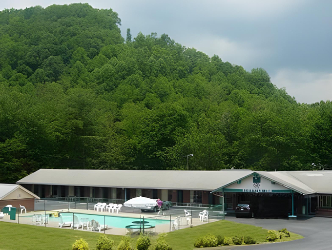 Exterior & Views 1, Scottish Inn Maggie Valley, Haywood