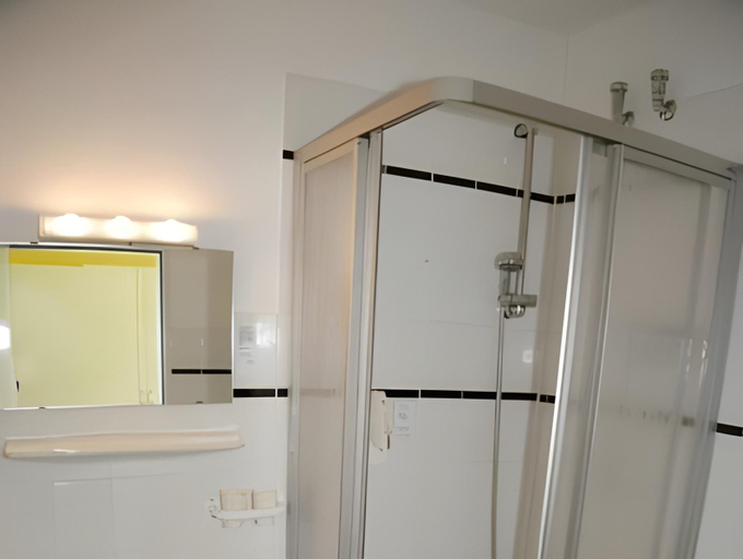 Bathroom 3, Hotel am Wind, Ostholstein