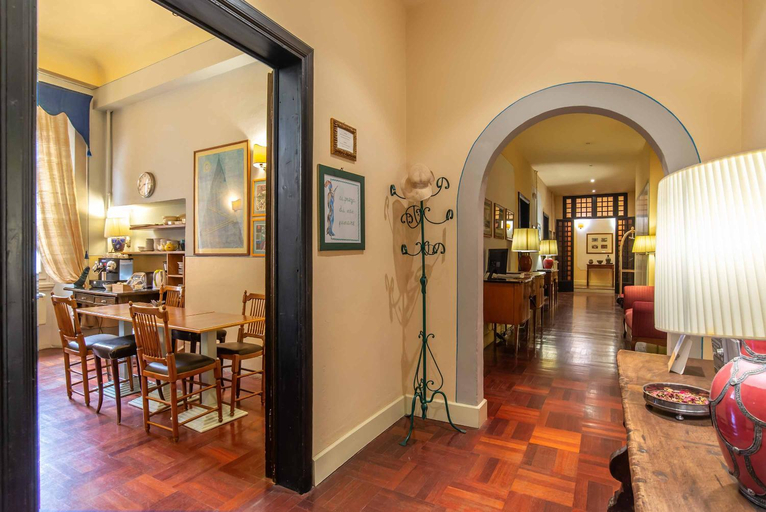 Food & Drinks 5, Residenza Johanna I, Florence