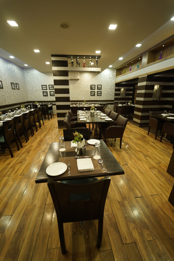 Food & Drinks 5, IV Midtown Mussoorie, Dehradun