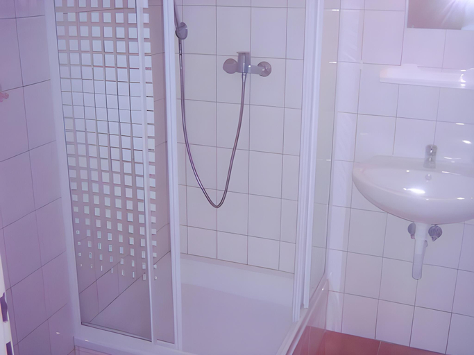 Bathroom 2, Hotel - penzion M&M, Karlovy Vary