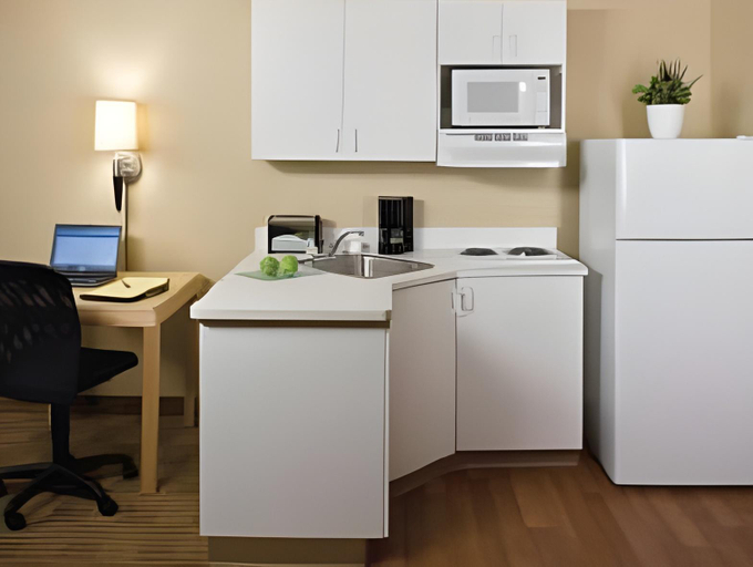 Others 5, Extended Stay America Suites Indianapolis Airport, Indianapolis