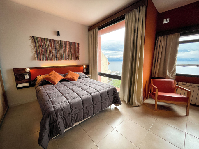Bedroom 3, Belgrano Decks II Rental Apartments, Bariloche