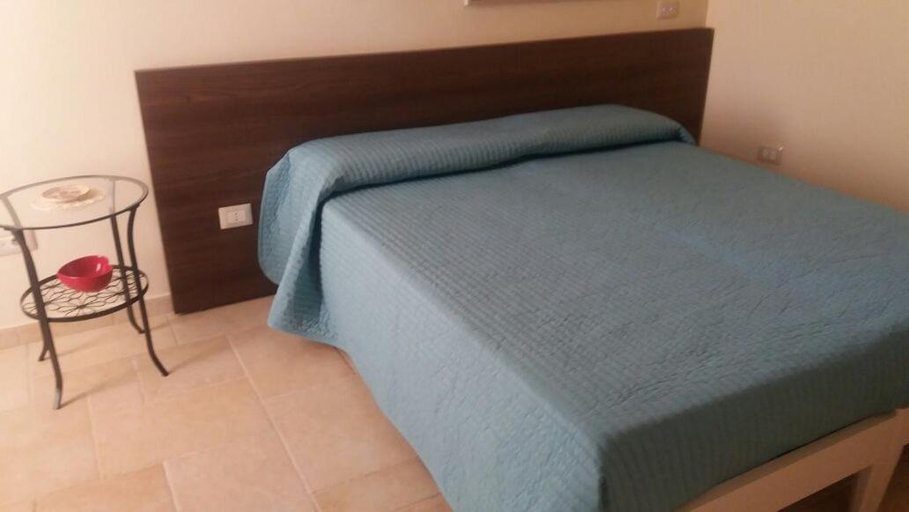 Others 4, B&B San Potito, Matera