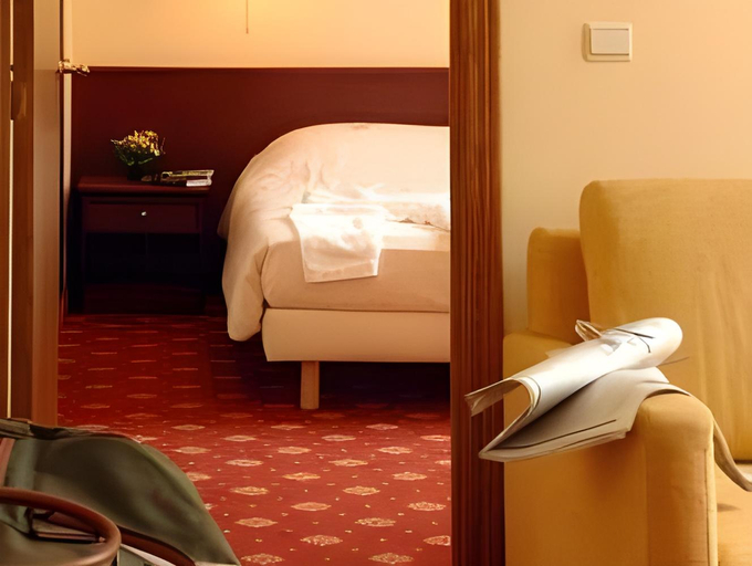 Bedroom, Hotel des Comtes Durbuy, Luxembourg