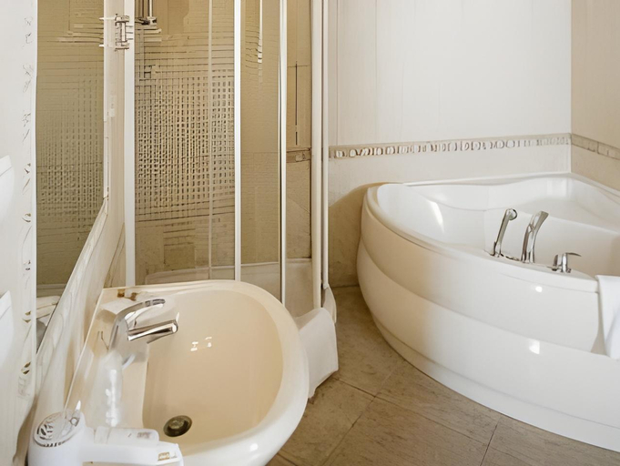 Bathroom 4, Hotel Great Polonia Kraków Airport, Kraków