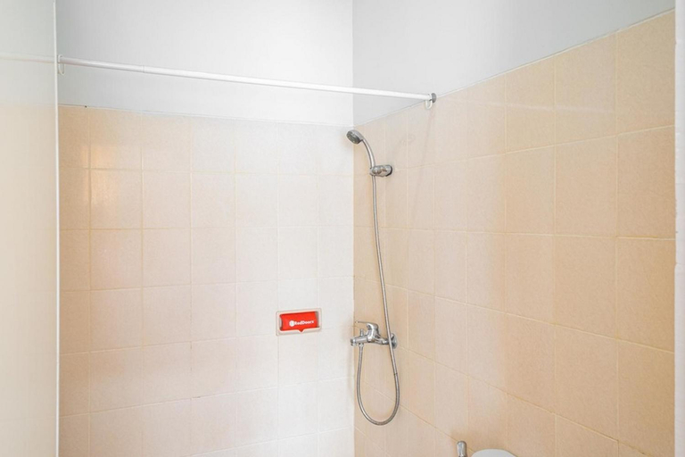 Bathroom 8