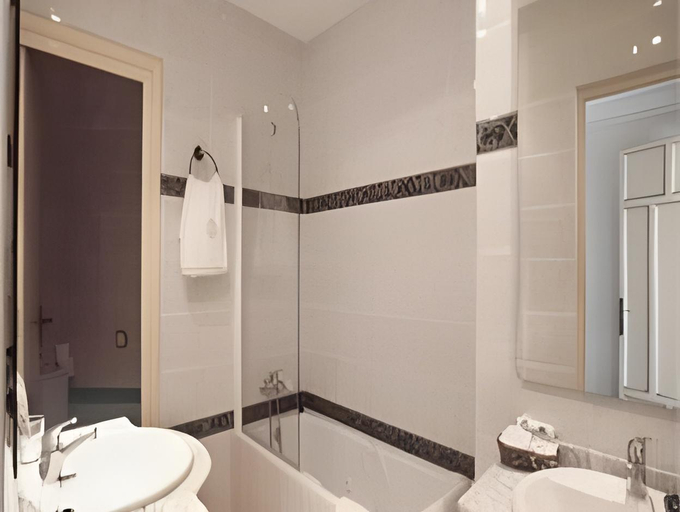 Bathroom 4, Hotel Cap Roig & Spa by Brava Hoteles, Girona