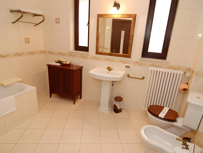 Bathroom 3, Vila Paris Boutique Hotel, Municipiul Bucuresti