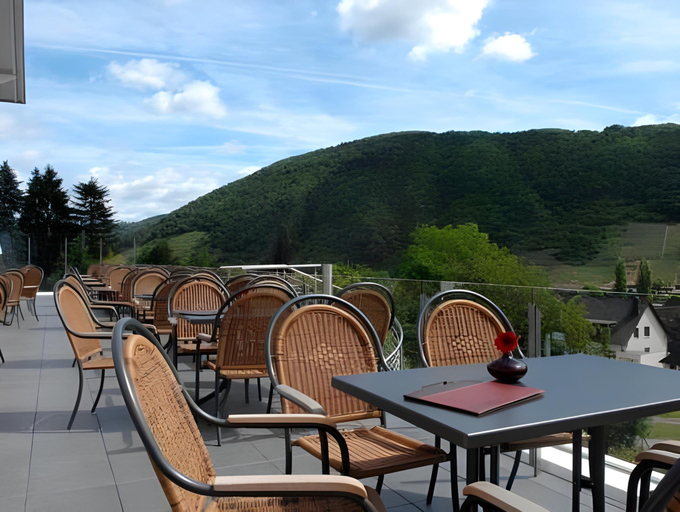Food & Drinks 5, Moselstern Parkhotel Krahennest, Mayen-Koblenz