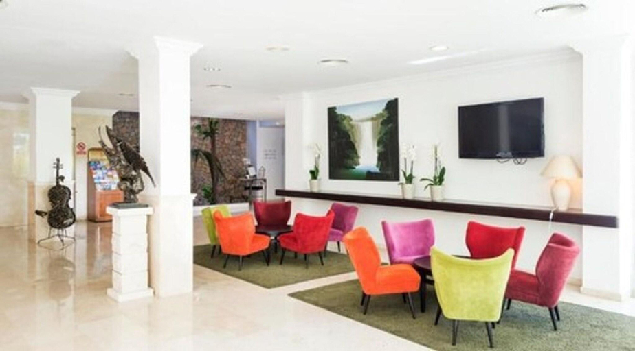 Public Area, Morito Beach Apartments, Baleares