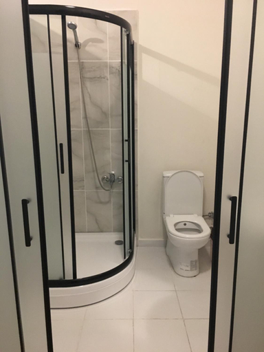 Bathroom 3, Kalkedon Hostel, Kadıköy