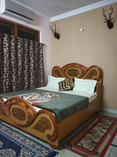 Bedroom 2, Pratibha Home stay, Jabalpur