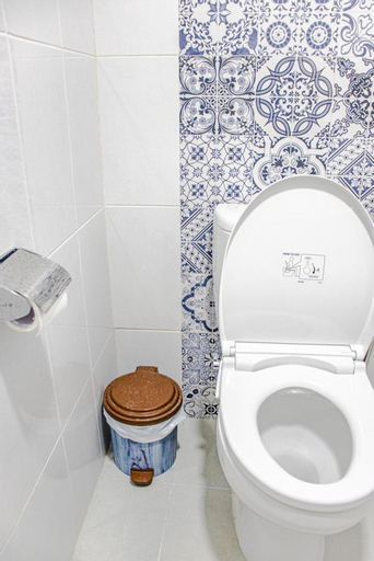 Bathroom 4