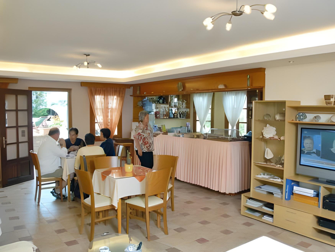 Food & Drinks 5, Spiros, South Aegean
