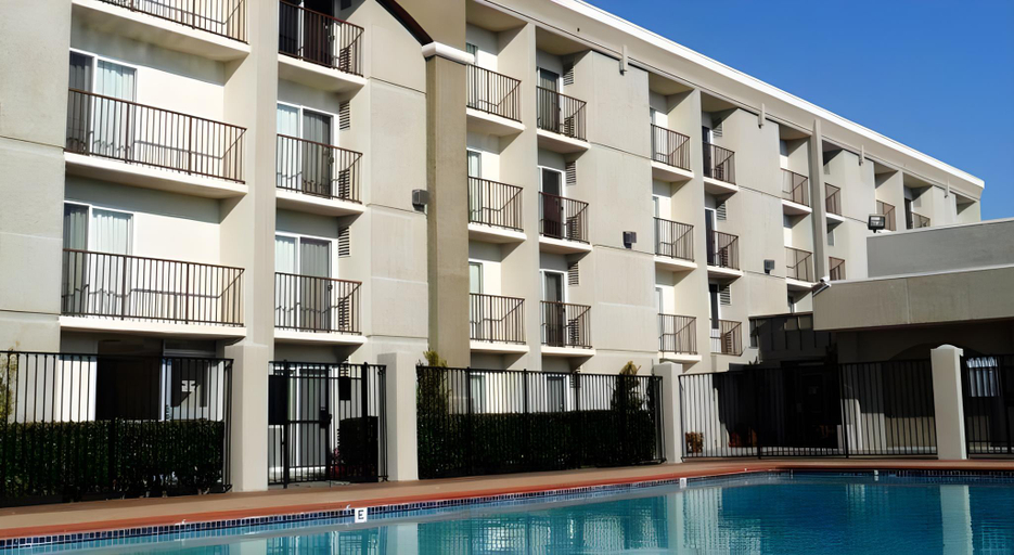 Sport & Beauty 3, DoubleTree by Hilton Livermore, CA, Alameda