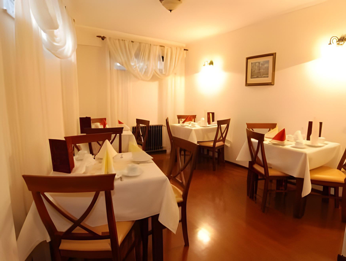 Food & Drinks 4, Vila Paris Boutique Hotel, Municipiul Bucuresti