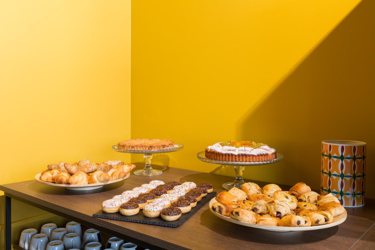 Food & Drinks 17
