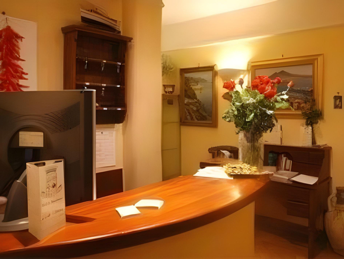 Others 5, B&B Conte Cavour, Napoli