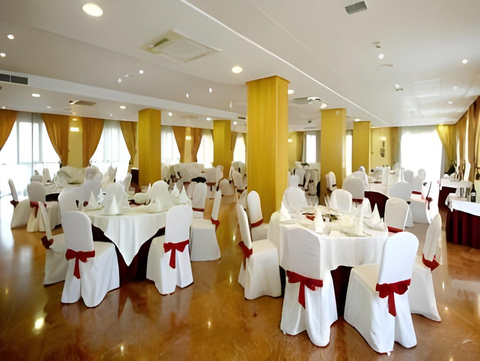 Food & Drinks 5, Hotel Maya Alicante, Alicante