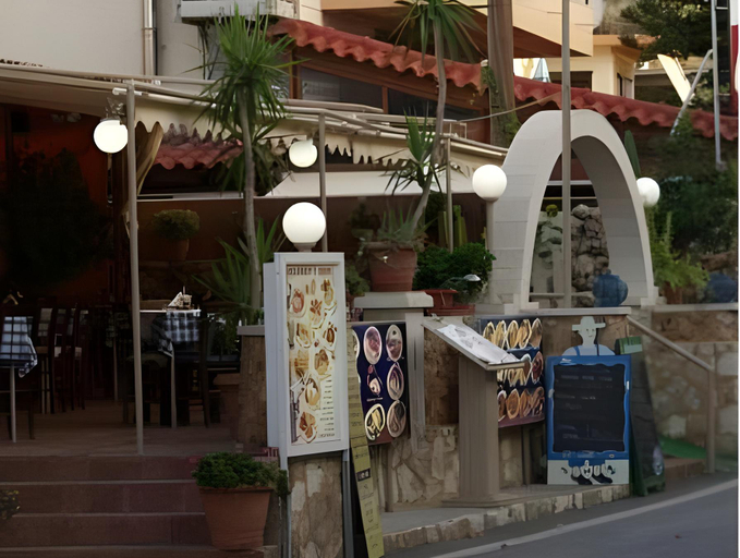 Exterior & Views 2, Romeos Studios, Crete