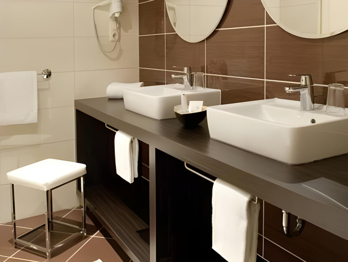 Bathroom 4, Moselstern Parkhotel Krahennest, Mayen-Koblenz