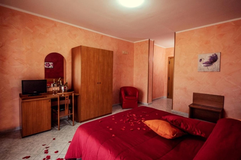 Bedroom 3, Hotel Venere, Napoli