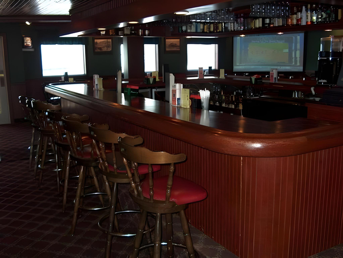 Food & Drinks 4, Fred's Inn, Chenango