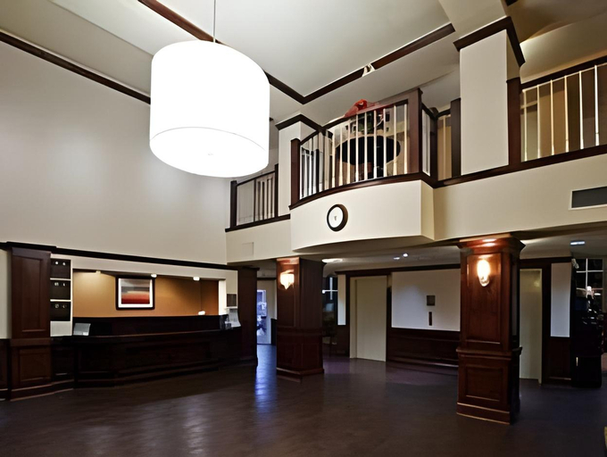Public Area 3, Hampton Inn Duluth Canal Park, Lake Superior