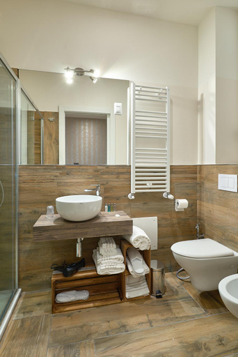 Bathroom 6
