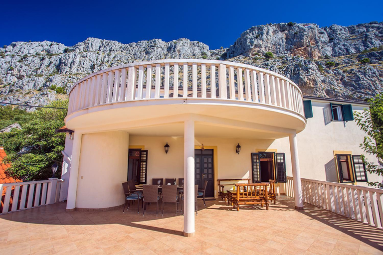 Others 4, Old Stone House - Private pool - Jacuzzi - Panoramic View -Full Privacy, Dugi Rat