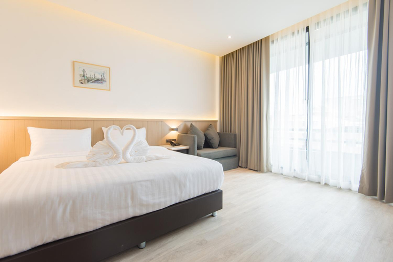 Bedroom 13