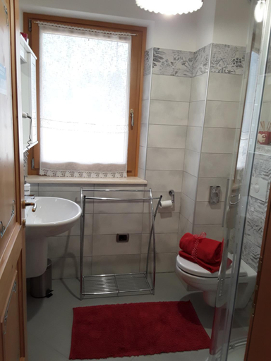 Bathroom 3, Camere Nordest Sudest Dolomiti, Belluno