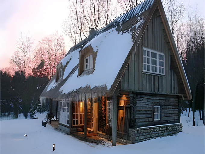 Padaste Manor, Muhu