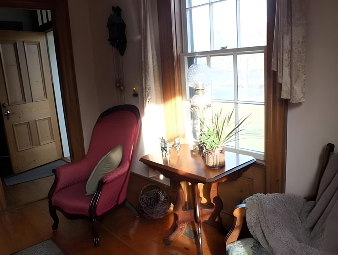 Others 4, Fisherman's Daughter B&B, Lunenburg