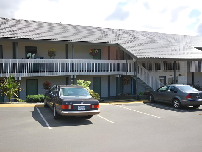 Others 3, Pacific Rim Motel, Alberni-Clayoquot