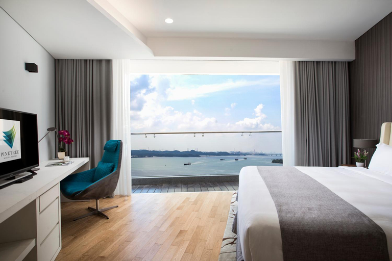 Bedroom 29