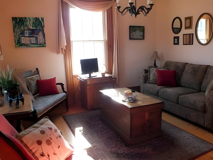 Others 5, Fisherman's Daughter B&B, Lunenburg