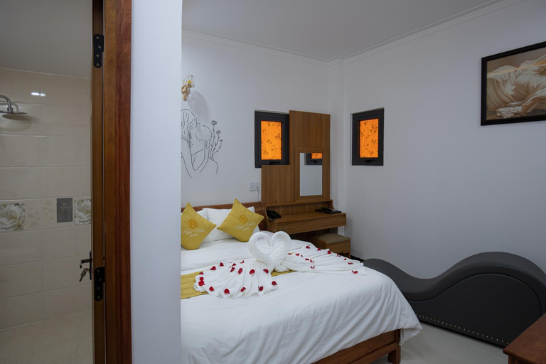 Bedroom 18