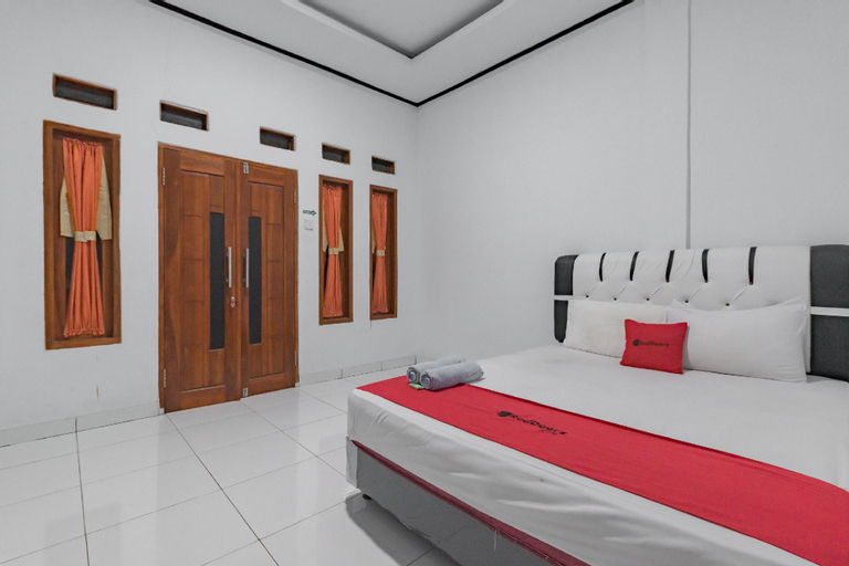 Bedroom 14